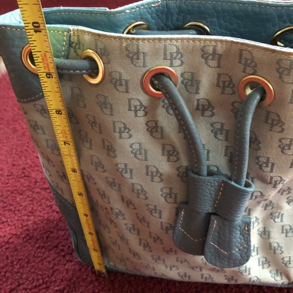 Dooney and Bourke Bucket Hobo Purse Y2K - Picture 4 of 8